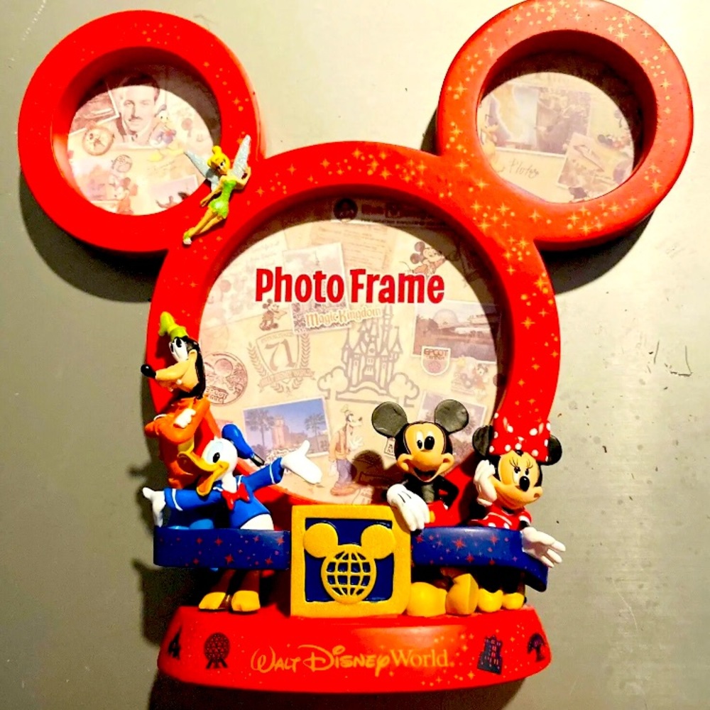 NEW Mickey and Friends WDW Photo Frame Collage NWT